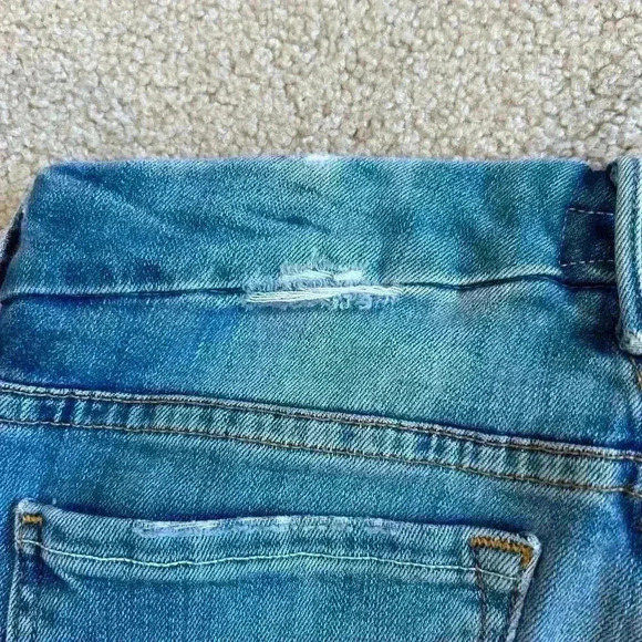 Mother The Looker Jeans in Whole Lotta Trouble Medium Wash Blue Denim Size 26 - Picture 6 of 8